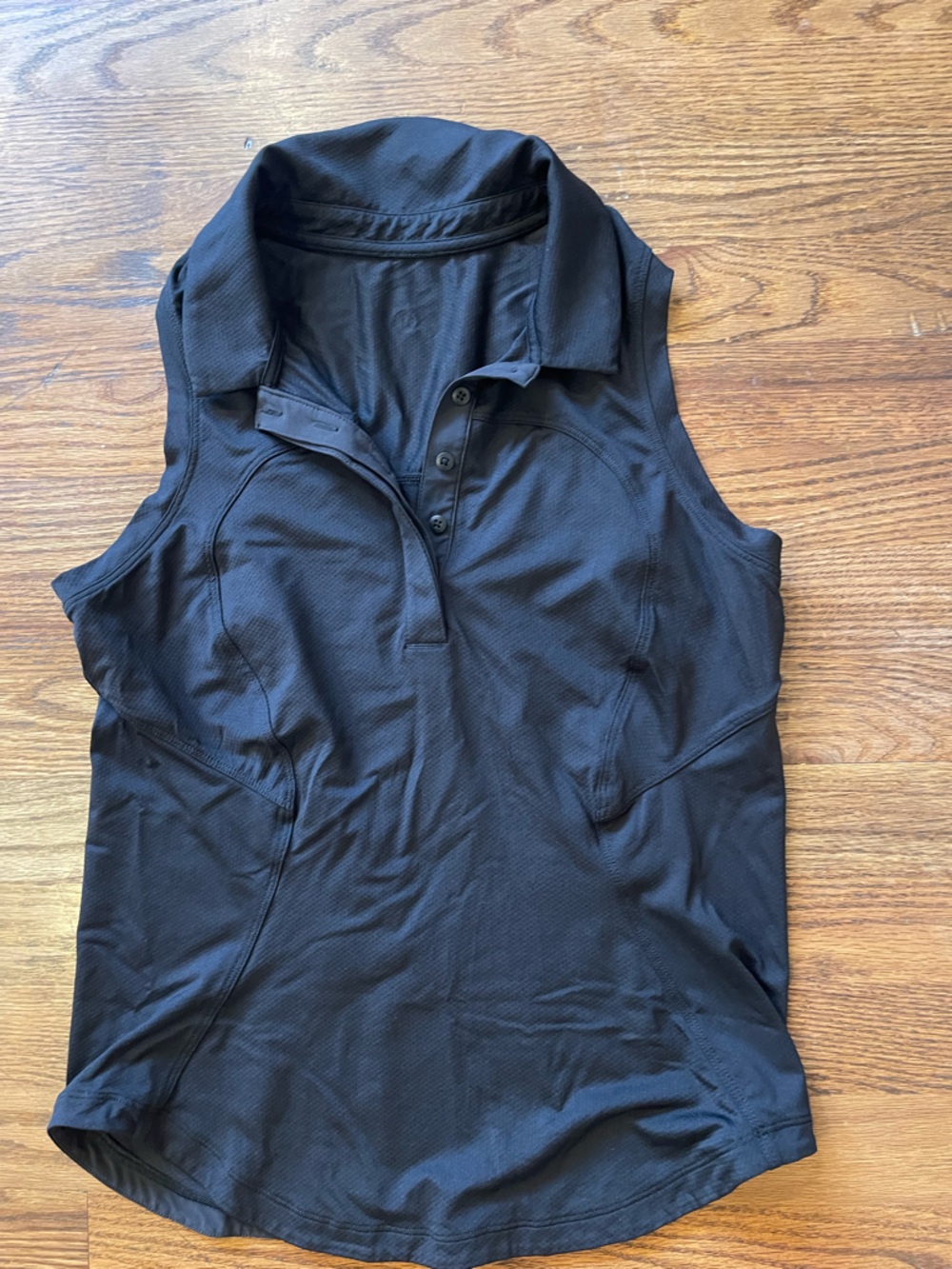 lululemon athletica Black Sleeveless Polo Tank size 4 women